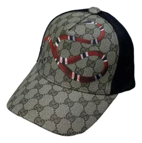 gorro gucci serpiente